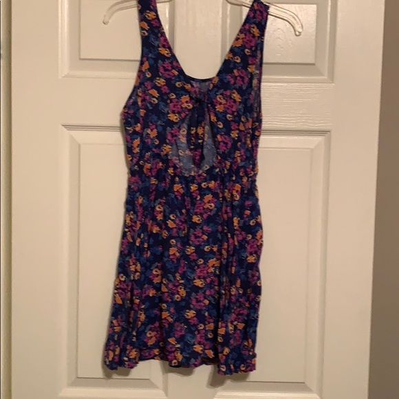 Summer dress - Picture 2 of 2